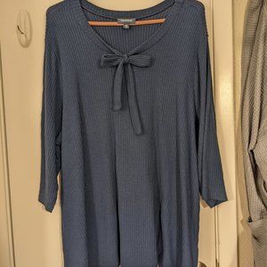 Blue bow knit top
